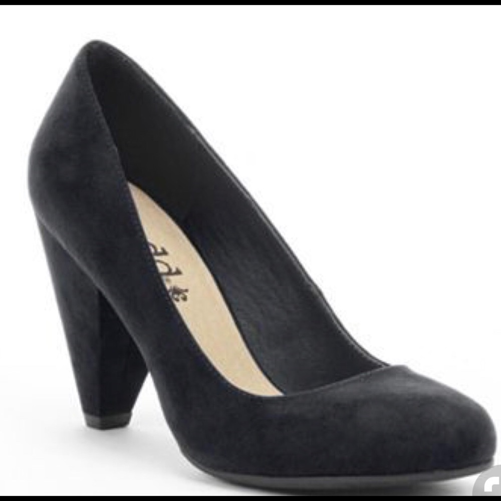 Black Mudd heels